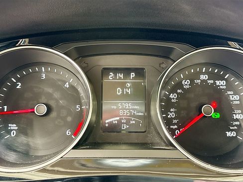 Used 2015 Volkswagen Jetta TDI SE image 17