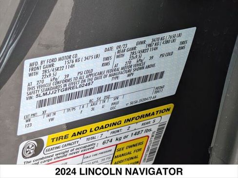 Used 2024 Lincoln Navigator Black Label AWD/4WD image 35
