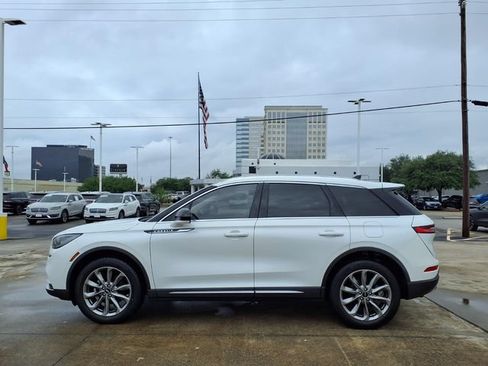Certified 2022 Lincoln Corsair FWD w/ Premium Package image 23