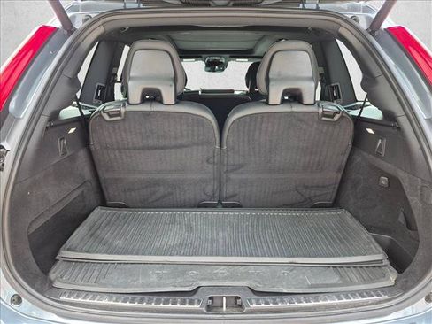 Used 2020 Volvo XC90 T6 R-Design w/ Protection Package Premier AWD/4WD image 6