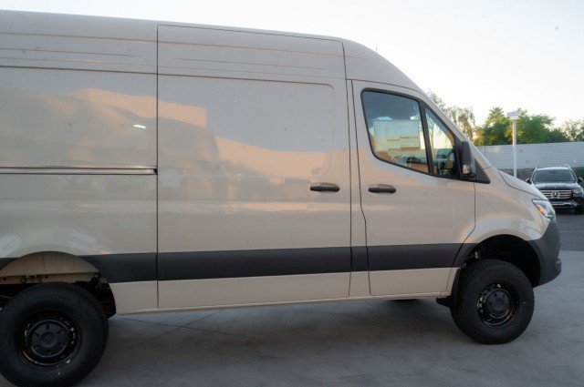 Used 2026 Mercedes-Benz Sprinter 2500 image 5
