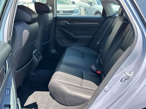 Used 2022 Honda Accord Touring image 14