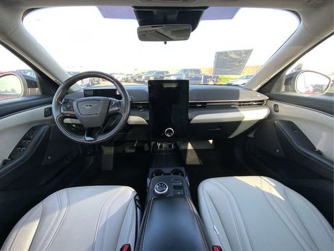 Used 2022 Ford Mustang Mach-E Premium image 27