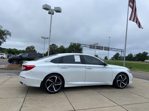 Used 2021 Honda Accord Sport Special Edition image 12