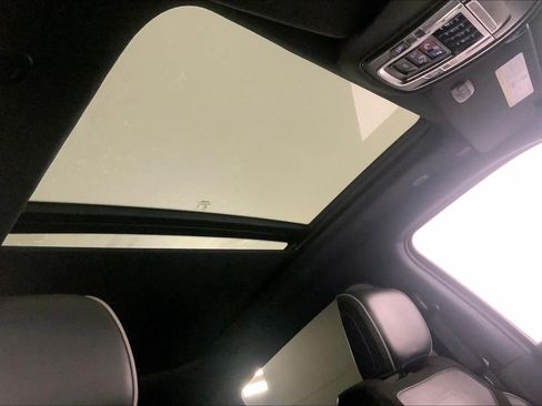 Used 2023 RAM 1500 Laramie AWD/4WD image 28