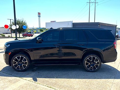 Used 2021 Chevrolet Tahoe RST w/ Luxury Package RWD image 2