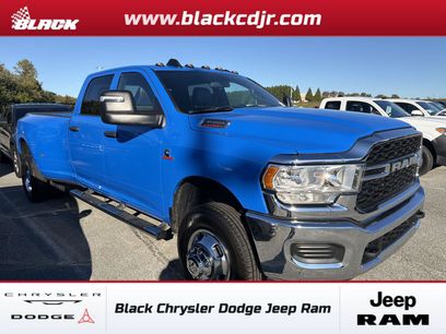 Used 2024 RAM 3500 Tradesman w/ Chrome Appearance Group