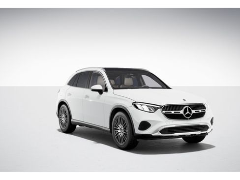 Used 2023 Mercedes-Benz GLC 300 4MATIC image 8