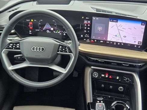 Certified 2025 Audi Q5 Premium Plus w/ Premium Plus image 33