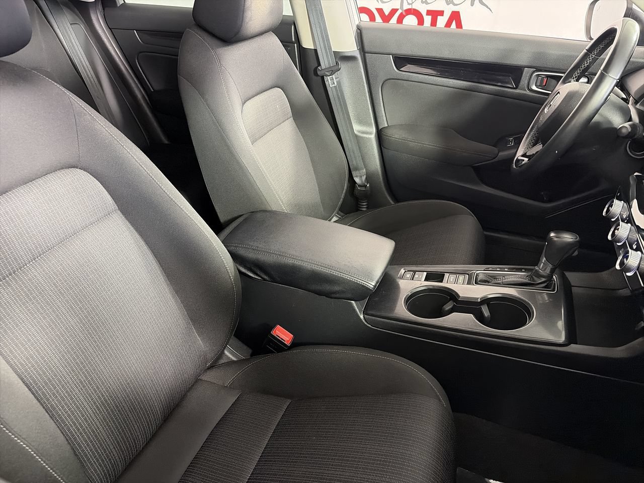 Used 2022 Honda Civic EX image 26