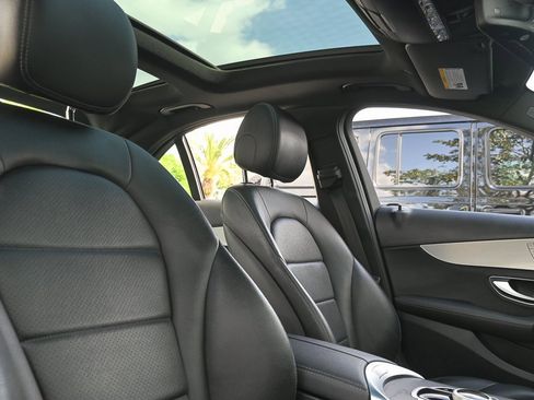 Used 2020 Mercedes-Benz C 300 Sedan image 17