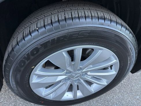 New 2025 Mitsubishi Outlander ES image 14