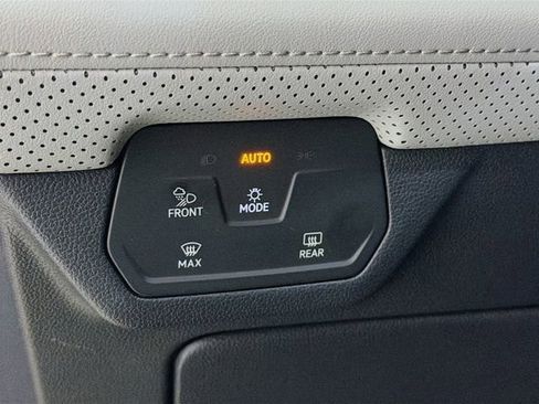 New 2026 Volkswagen Atlas Peak Edition image 10