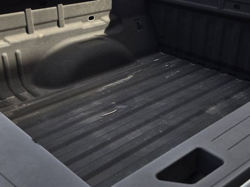 Used 2020 Chevrolet Colorado W/T w/ Custom Special Edition image 9