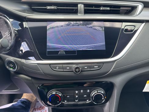 Used 2023 Buick Encore GX Preferred w/ Cold Weather Comfort Package image 19