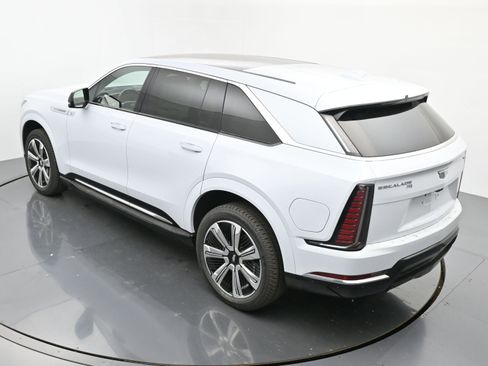 New 2026 Cadillac Escalade IQ Luxury 2 image 25