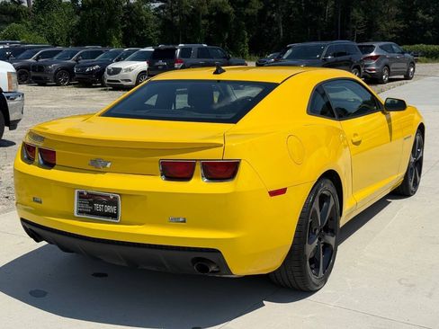 Used 2013 Chevrolet Camaro LS RWD image 8