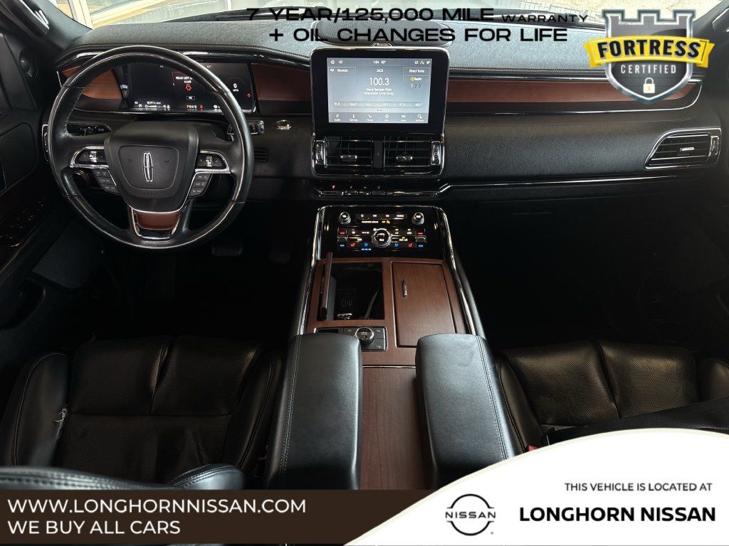 Used 2020 Lincoln Navigator 4WD image 10