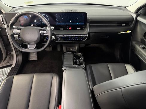 Used 2025 Hyundai Ioniq 5 SEL AWD/4WD image 13