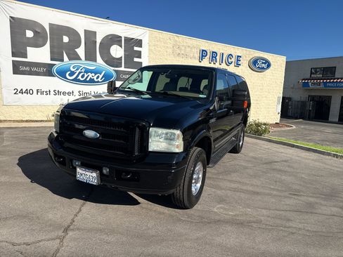 Used 2005 Ford Excursion Limited AWD/4WD image 32
