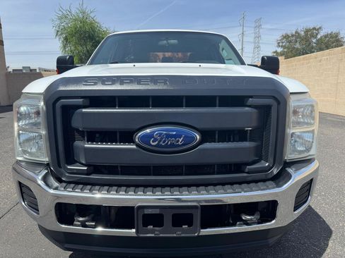 Used 2016 Ford F250 XL w/ Power Equipment Group AWD/4WD image 2