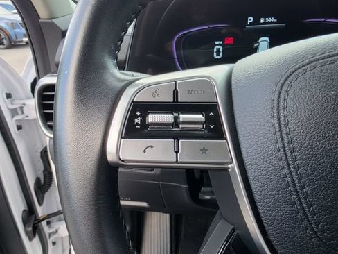 Certified 2025 Kia Telluride S FWD image 22