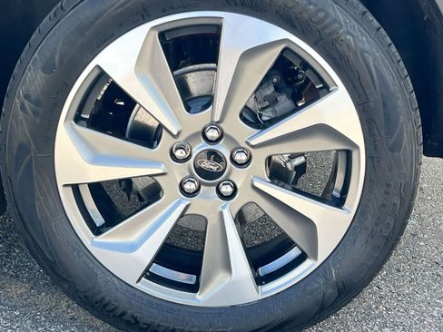Used 2023 Ford Escape Platinum AWD/4WD image 14