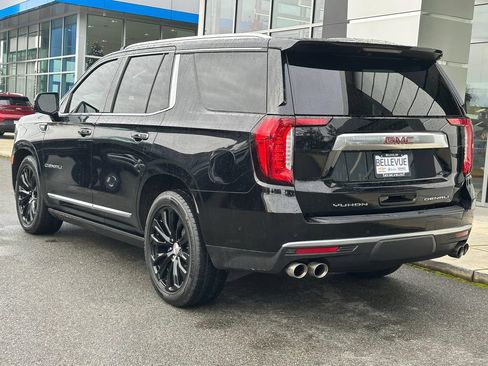 Used 2024 GMC Yukon Denali w/ Denali Reserve Package AWD/4WD image 3