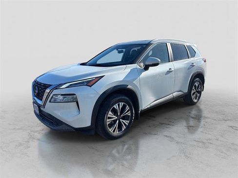 Certified 2022 Nissan Rogue SV w/ SV Premium Package image 2