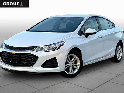 Used 2019 Chevrolet Cruze LS w/ LS Convenience Package