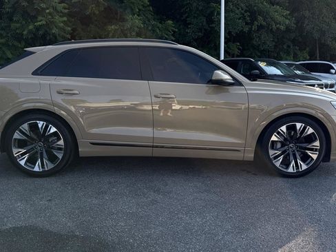 Used 2024 Audi Q8 Prestige w/ Prestige Package AWD/4WD image 19