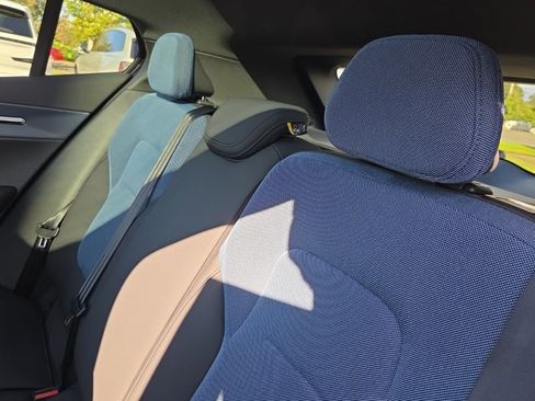 New 2025 Volvo EX30 Plus w/ Protection Package Premier image 6