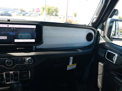 New 2026 Jeep Gladiator Sport image 26