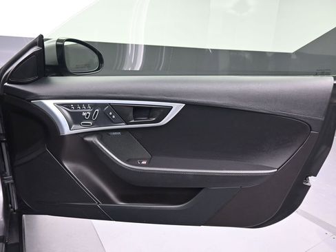 Used 2021 Jaguar F-TYPE Convertible image 28