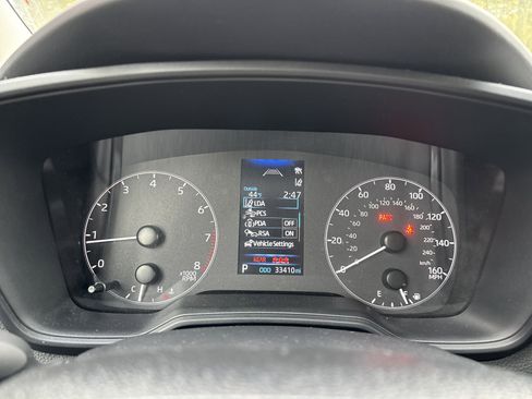 Used 2024 Toyota Corolla LE image 21