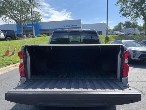 Used 2020 Chevrolet Silverado 1500 LTZ AWD/4WD image 8