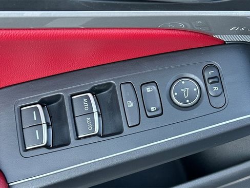 Used 2023 Acura Integra A-Spec image 12