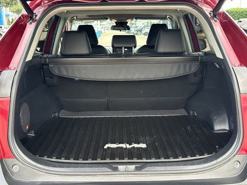 Used 2020 Toyota RAV4 XLE Premium FWD image 36