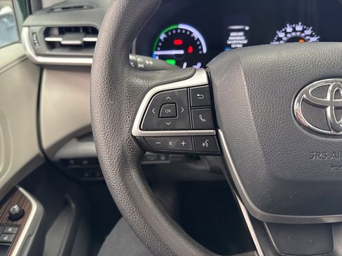 Certified 2021 Toyota Sienna LE image 19