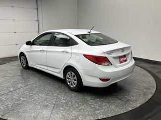 Used 2017 Hyundai Accent SE FWD video 2