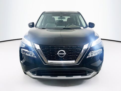 Used 2023 Nissan Rogue SV FWD image 2