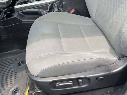 Used 2023 Toyota Tacoma SR5 RWD image 13