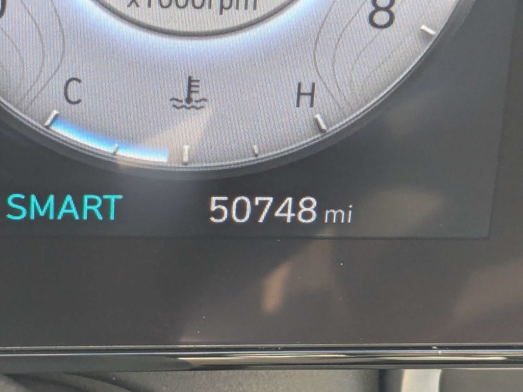 Used 2025 Hyundai Elantra SEL FWD image 34