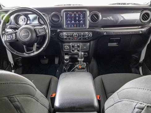 Used 2022 Jeep Wrangler Unlimited Sport AWD/4WD image 24