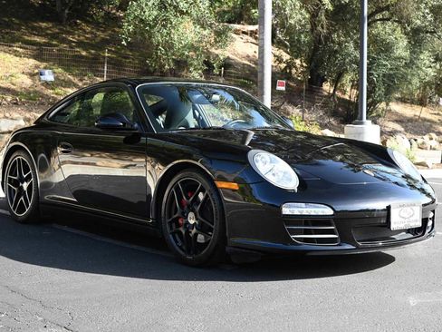 Used 2012 Porsche 911 Carrera 4S AWD/4WD image 3