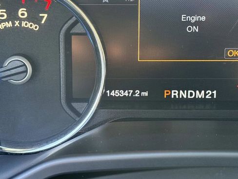 Used 2015 Ford F150 Platinum w/ Equipment Group 701A Luxury image 3