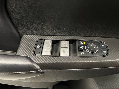 Used 2024 Mitsubishi Outlander SE AWD/4WD image 12