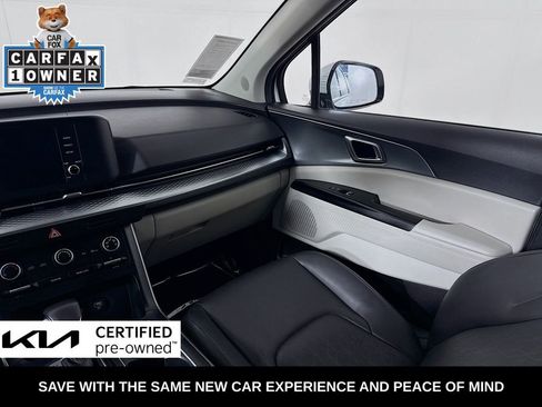 Certified 2024 Kia Carnival LX image 26
