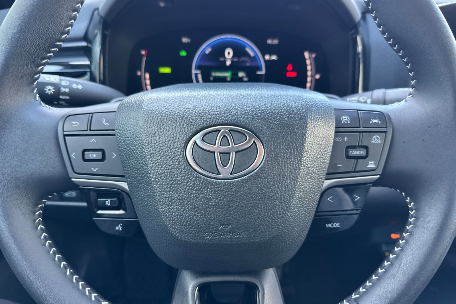 Certified 2026 Toyota Camry SE w/ Convenience Package FWD image 29