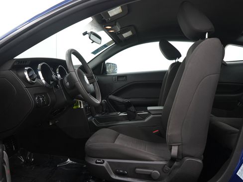 Used 2007 Ford Mustang Coupe RWD image 18